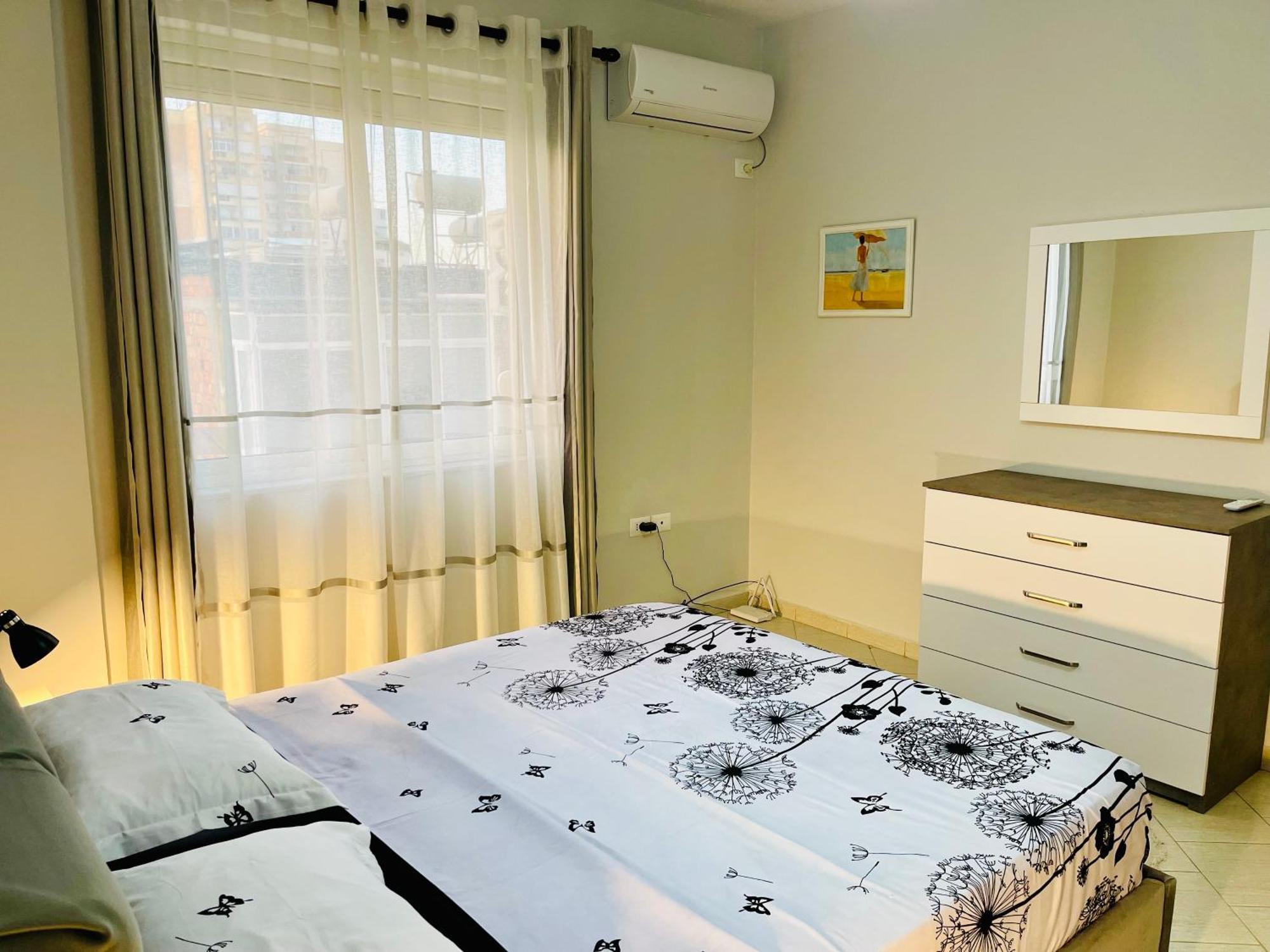 Albis Apartment 1 Тирана Екстер'єр фото